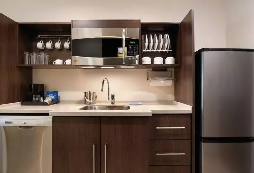 هتل Home2 Suites By Hilton Sacramento At Csus