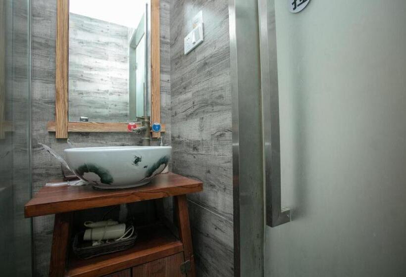 Ji Hotel Hangzhou West Lake Hubin Erqing Building