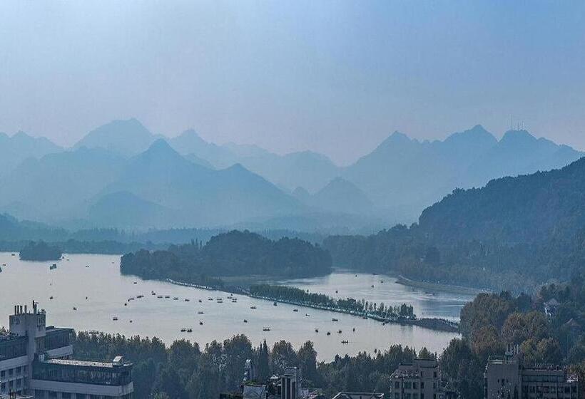 Ji Hotel Hangzhou West Lake Hubin Erqing Building