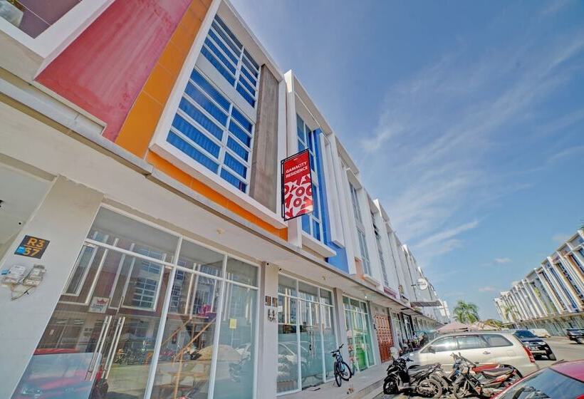 Hotel Oyo 90559 Gamacity Residence