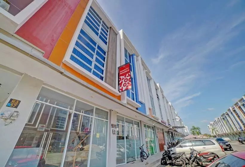 Hotelli Oyo 90559 Gamacity Residence