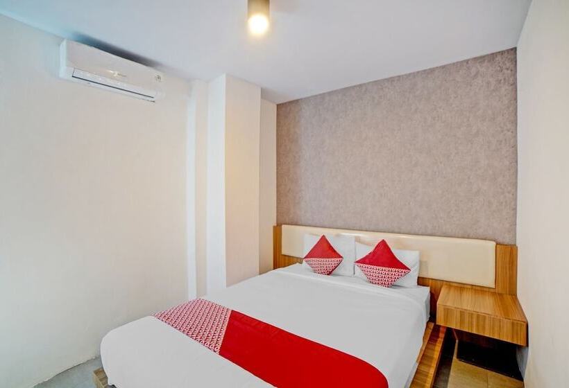 Hotel Oyo 90559 Gamacity Residence