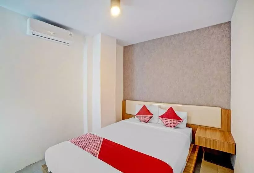 Hotelli Oyo 90559 Gamacity Residence