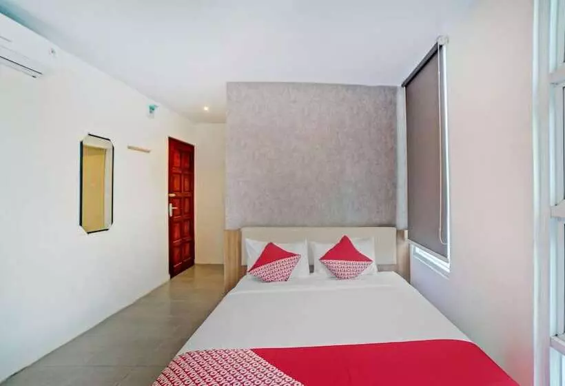 Hotelli Oyo 90559 Gamacity Residence