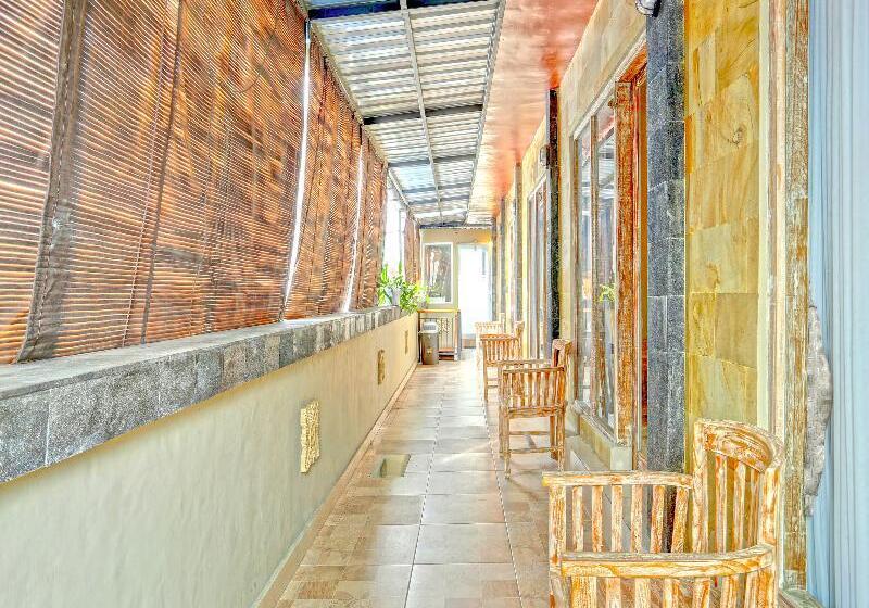 호텔 Oyo 91102 Handika Jaya Ph