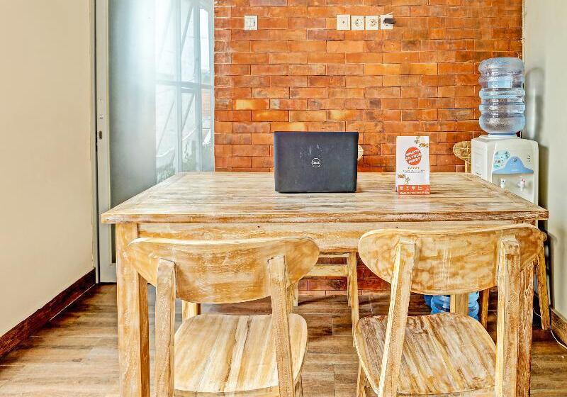 호텔 Oyo 91102 Handika Jaya Ph