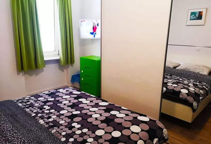 Panzió Chillax Rooms