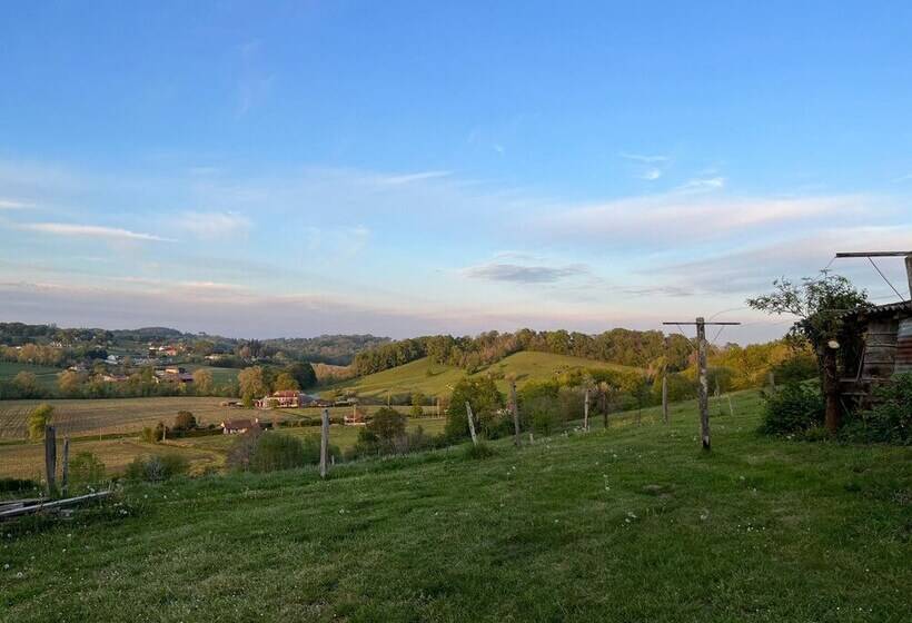 פנסיון Domaine Labouroume