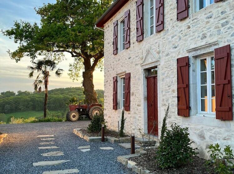 פנסיון Domaine Labouroume