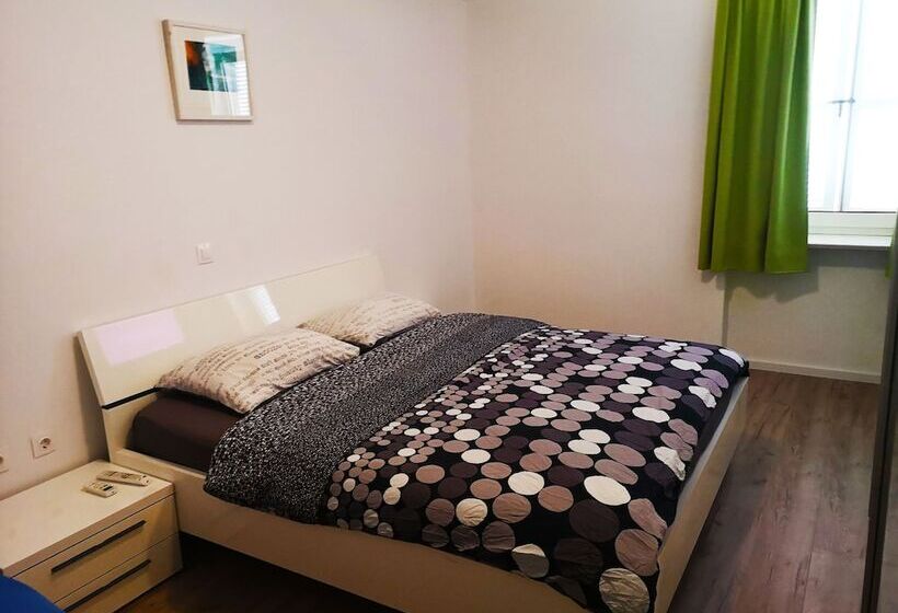 Pensionat Chillax Rooms