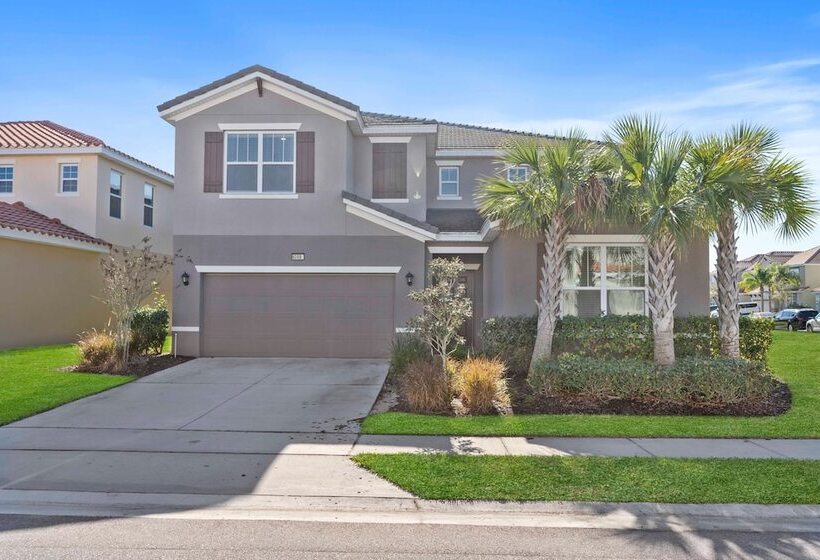 6049 Broad Oak Drive