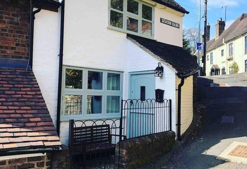 Cottagesleeps2 Fireplace Valleyview Patio Garden