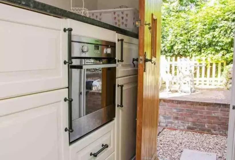 Cottagesleeps2 Fireplace Valleyview Patio Garden