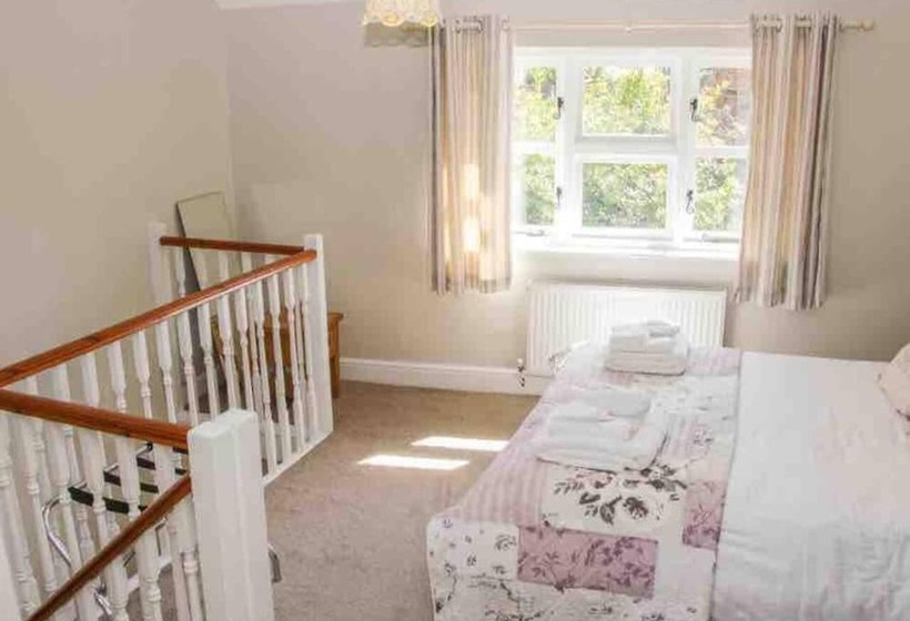 Cottagesleeps2 Fireplace Valleyview Patio Garden