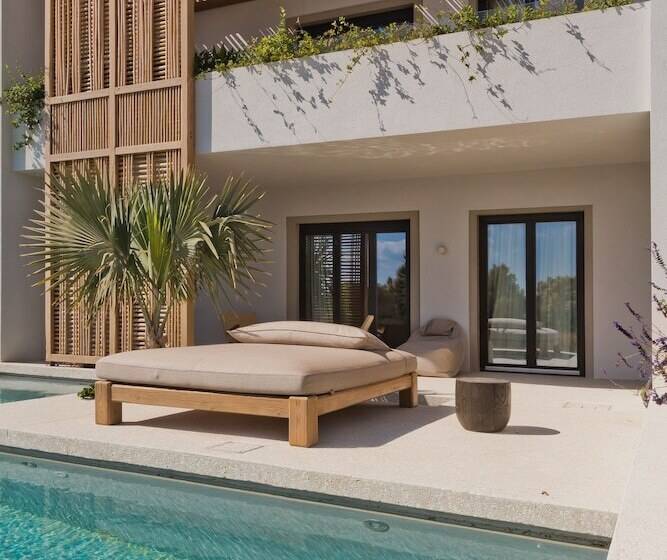 هتل Almi Luxury Rooms