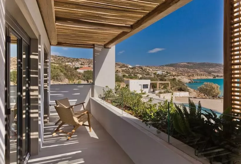 هتل Almi Luxury Rooms