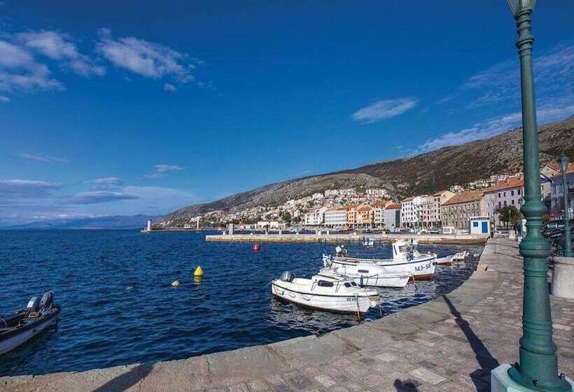 בית מלון כפרי Apartments Senj