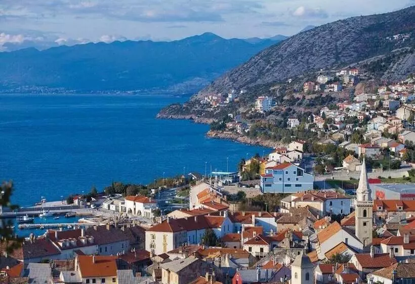 Hotelli Apartments Senj