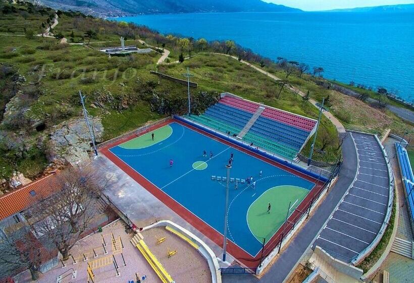 בית מלון כפרי Apartments Senj