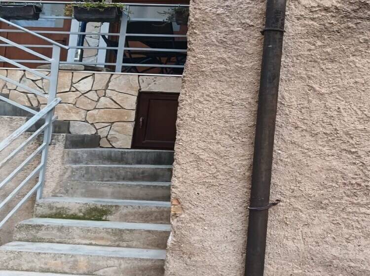 בית מלון כפרי Apartments Senj