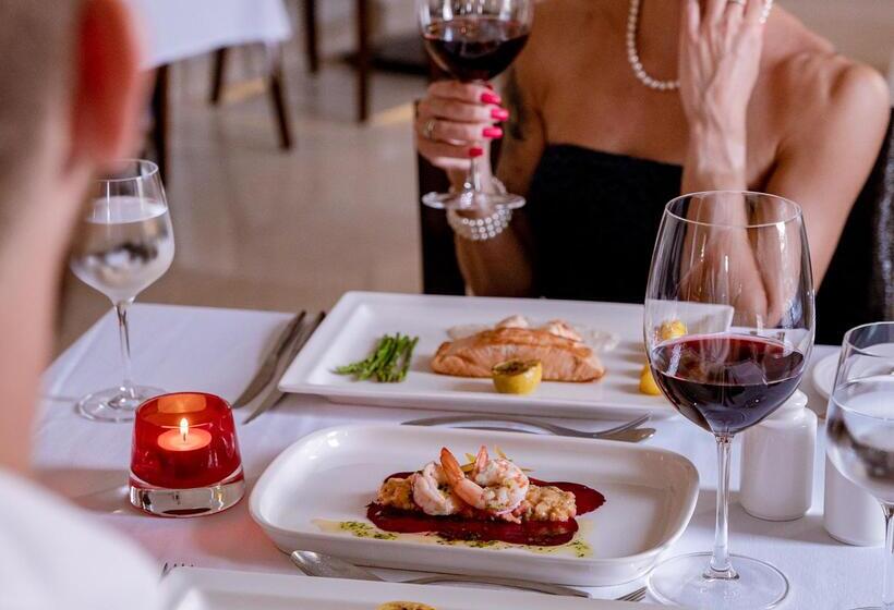 هتل Fort Arabesque The Villas