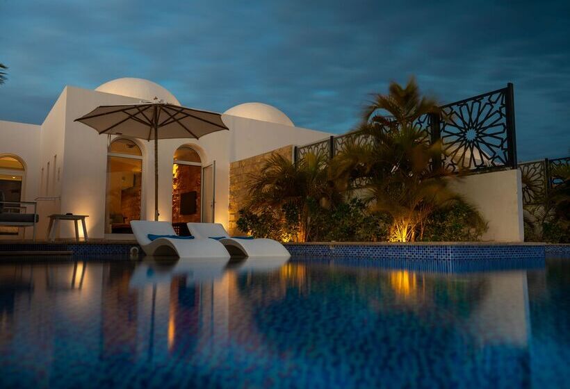 هتل Fort Arabesque The Villas