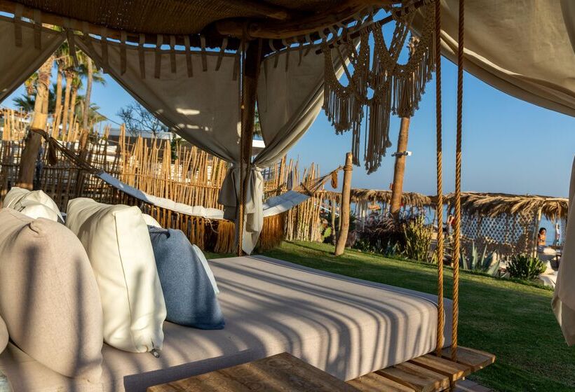 هتل Fort Arabesque The Villas