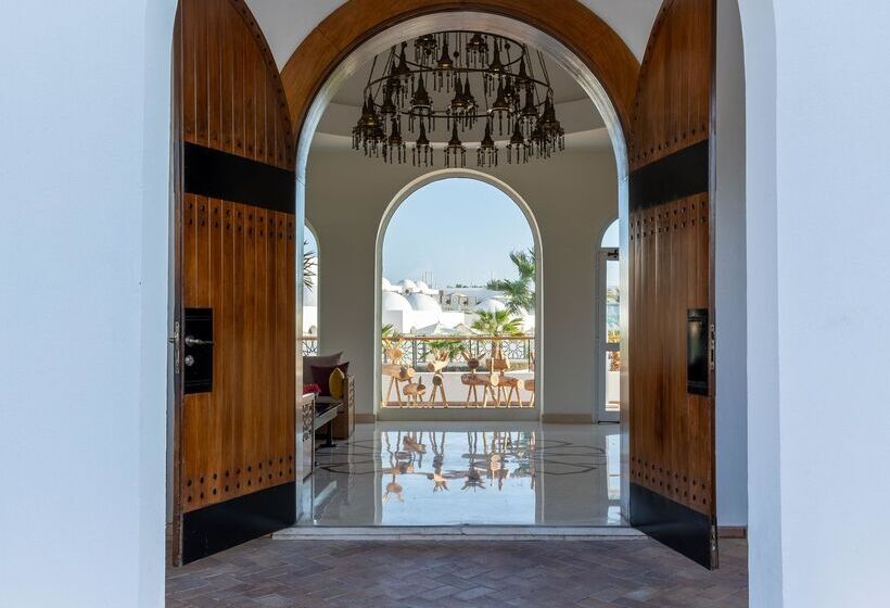 هتل Fort Arabesque The Villas