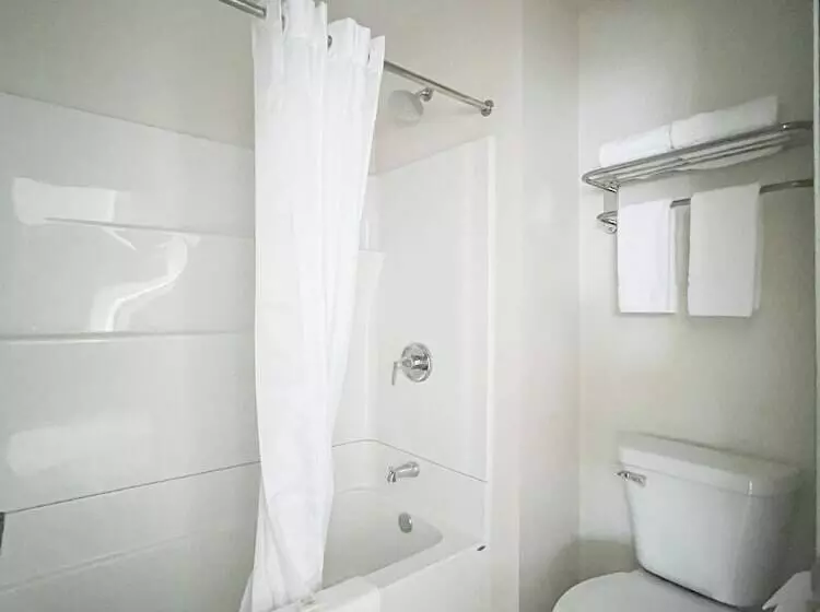 Hotelli Travelodge By Wyndham Atlanta, Illinois