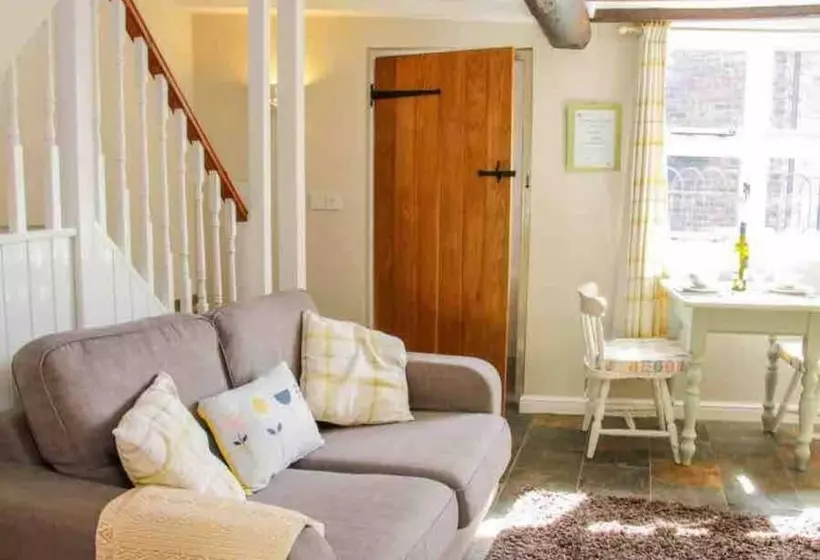 Cottagesleeps2 Fireplace Valleyview Patio Garden