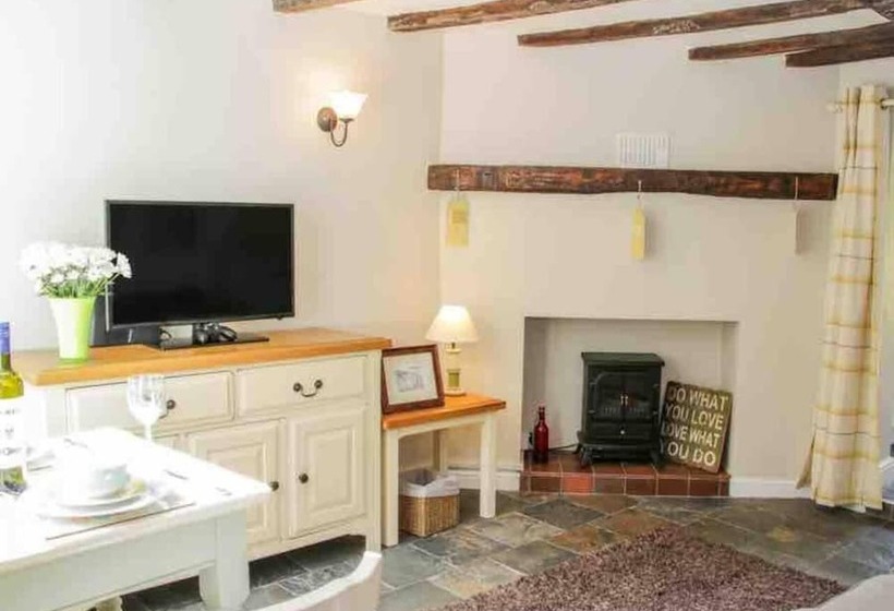 Cottagesleeps2 Fireplace Valleyview Patio Garden