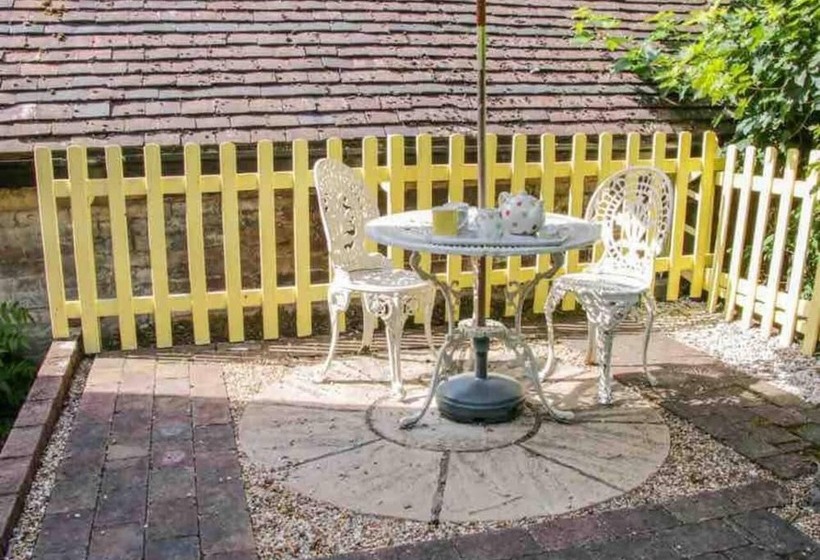 Cottagesleeps2 Fireplace Valleyview Patio Garden