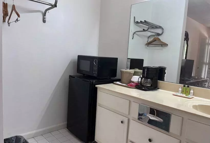 Motelli Windtree Inn