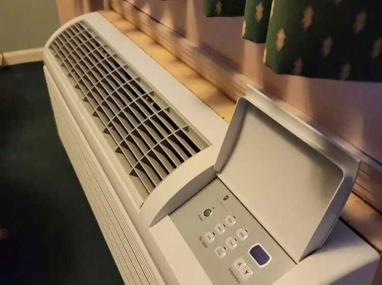 Motelli Windtree Inn