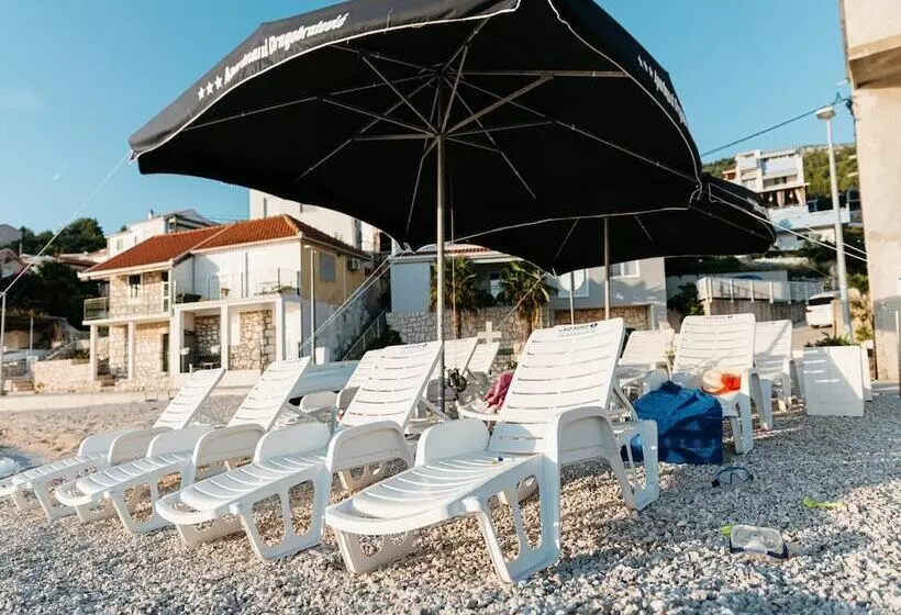 Majatalo Apartmani Dragobratović