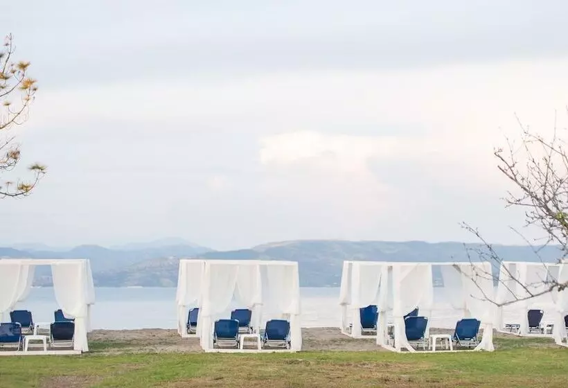 Sandy Beach Annexe