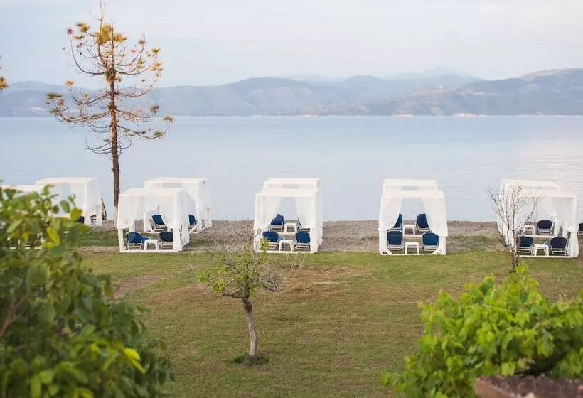 Sandy Beach Annexe
