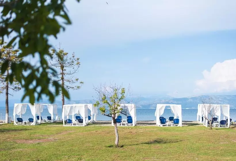 Sandy Beach Annexe