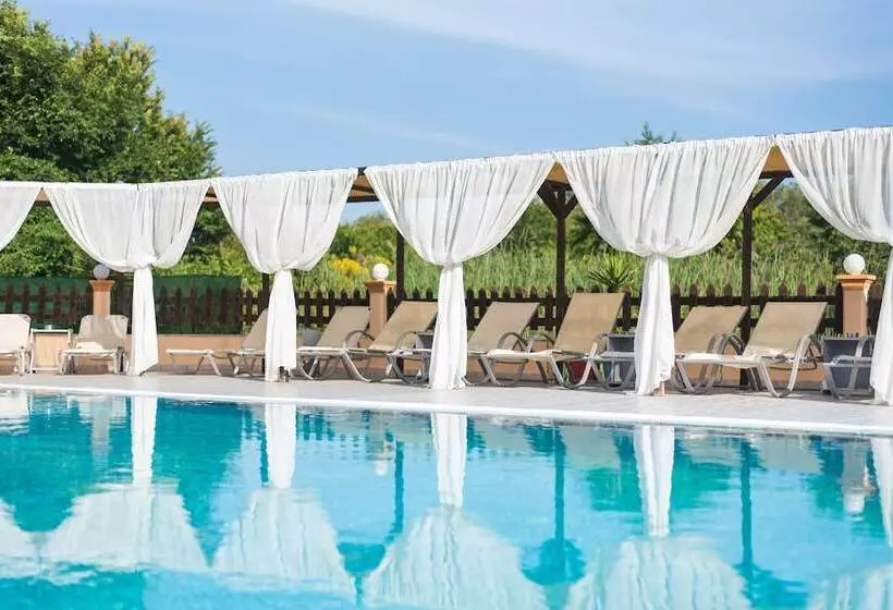 Sandy Beach Annexe