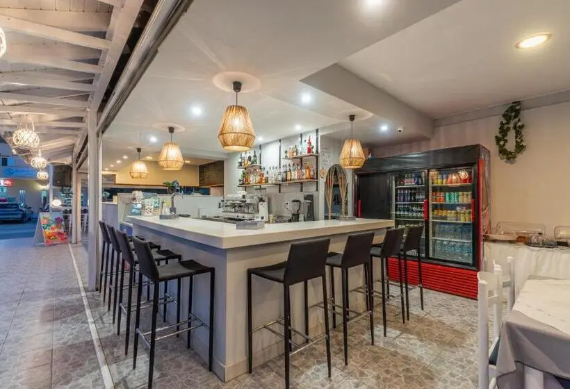 Sandy Beach Annexe