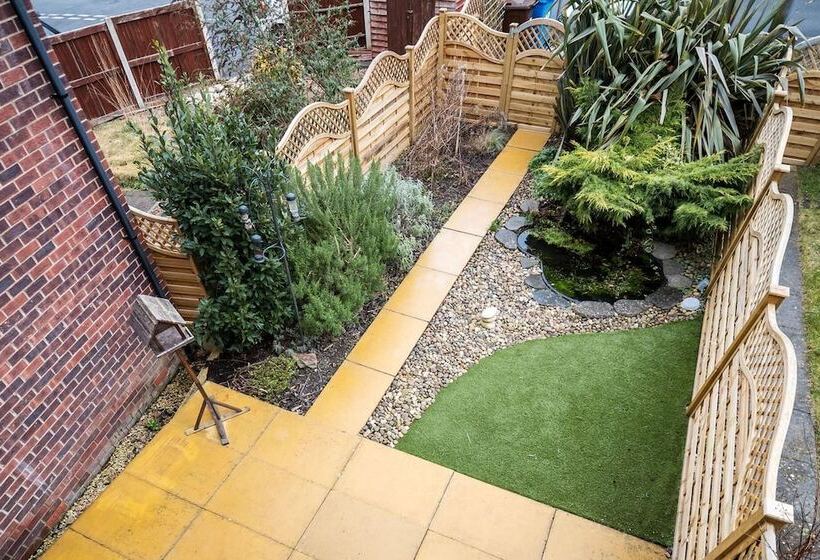 Stunning 3bd Home Hillsborough Sheffield