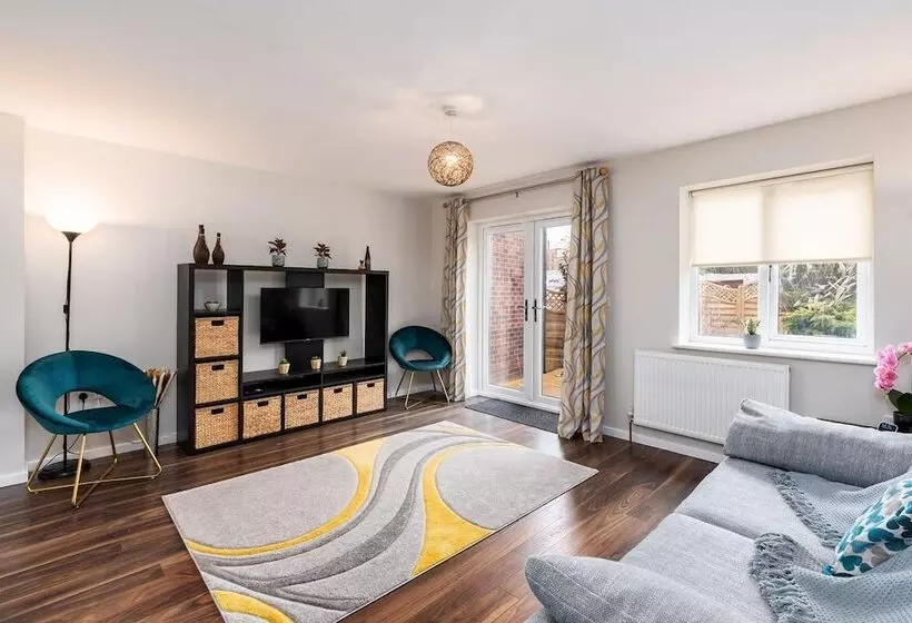 Stunning 3bd Home Hillsborough Sheffield