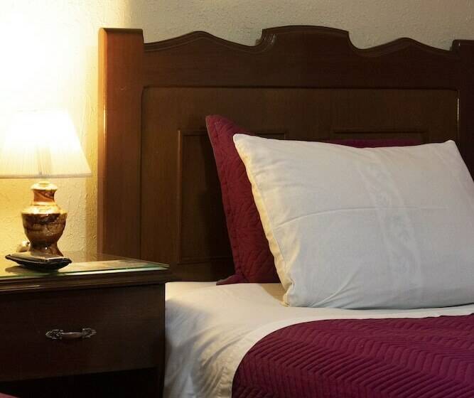 هتل Diamante Azul