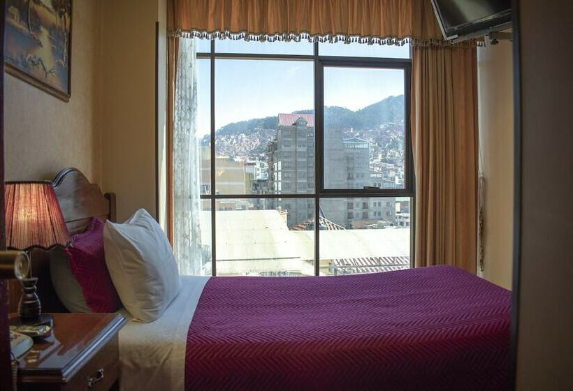 هتل Diamante Azul