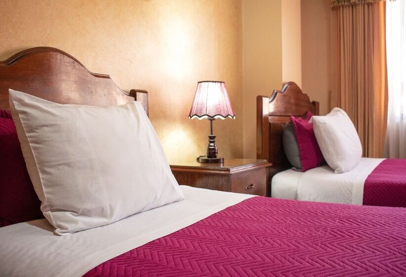 هتل Diamante Azul