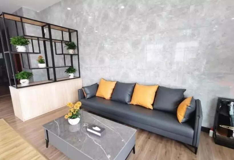Hotelli Greentree Inn Express Jiangsu Taizhou North High Speed Railway Station