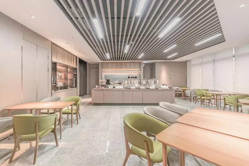 Ji Hotel Shanghai Pudong Airport Zhuqiao