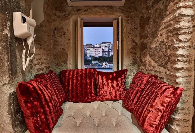 فندق Solar Antigo Luxury Coimbra