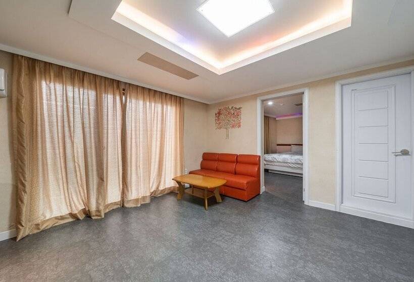 מוטל Gapyeong Brown