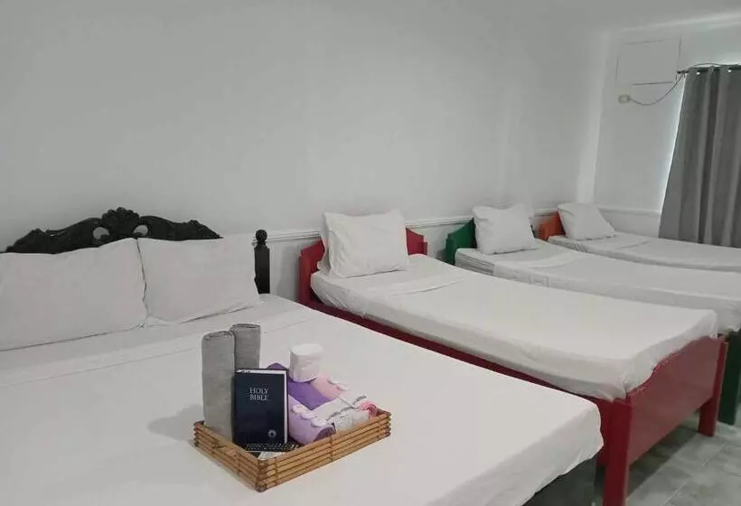 Retkeilymaja North Shores Inn